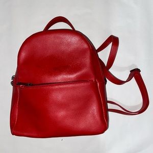 100% Italian leather backpack